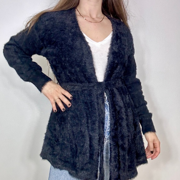 *Amuse Society Black Faux Fur Cardigan with Belt - Picture 3 of 8